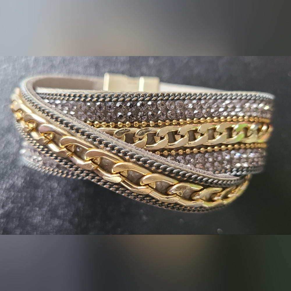 Bracelet
